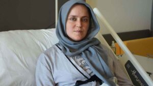 Menemen ilçesinde yaşayan Zehra Turan, kan uyuşmazlığı nedeniyle 2 bebeğini