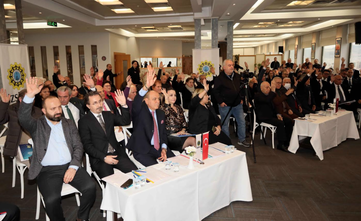 İzmir Sanayici ve İş İnsanları Derneği (İZSİAD) Yönetim Kurulu Başkanlığı