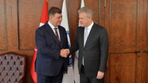 Cumhuriyet Halk Partisi (CHP) İzmir Büyükşehir Belediye Başkan Adayı Dr.