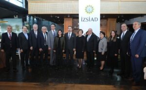 DEMOKRAT GÜNDEM-ERDEM ASLAN-İzmir Sanayici ve İş İnsanları Derneği (İZSİAD) Yönetim Kurulu