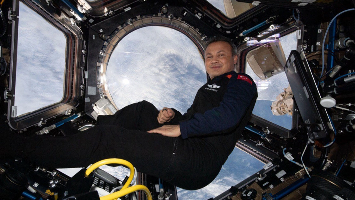 Türkiye’nin ilk astronotu Alper Gezeravcı’nın Uluslararası Uzay İstasyonu’ndan (ISS) ayrılışı,