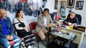 Bayraklı Belediye Başkan adayı Bilal Kırkpınar, Alparslan Mahallesi’nde muhtar ve