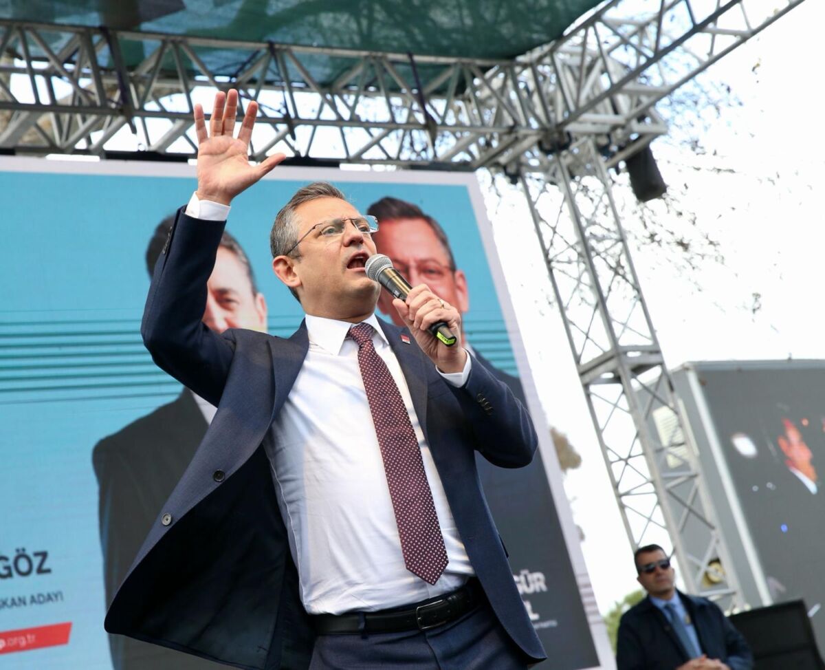 CHP Genel Başkanı Özgür Özel, Cumhurbaşkanı Recep Tayyip Erdoğan’ın Hatay’da