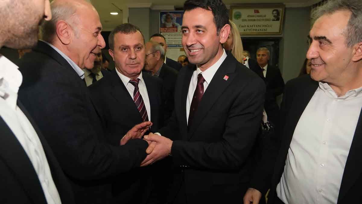 Cumhuriyet Halk Partisi (CHP) Bayraklı Belediye Başkan adayı İrfan Önal