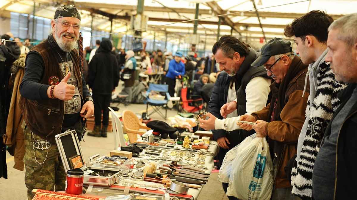 Hem satıcıların hem de alıcıların aile bütçelerine katkı sağlama fırsatı