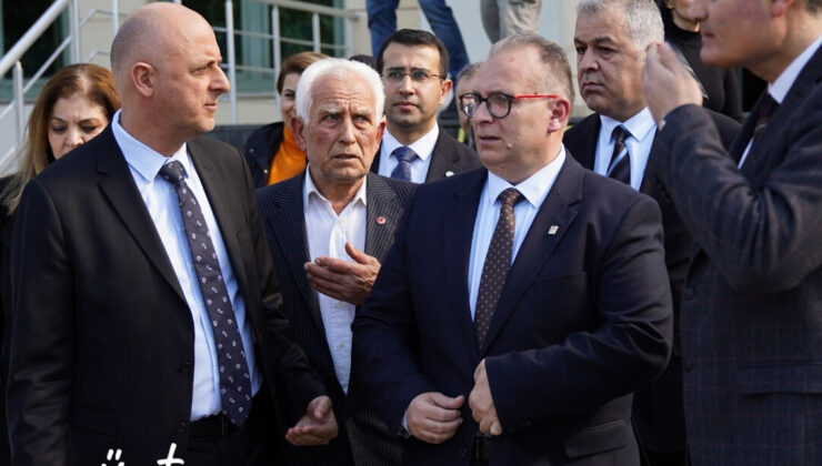 İYİ Parti İzmir Büyükşehir Adayı Ümit Özlale: ‘Sorunları kısa sürede çözeriz’