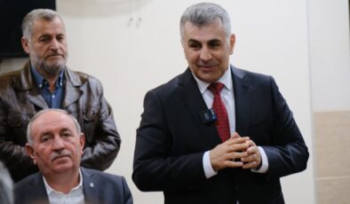 AK Parti Karabağlar Adayı Tunç esnafla buluştu: ‘İcraat yapılmaz levhası inecek’