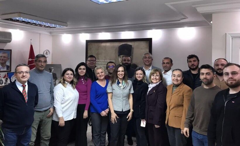 DEMOKRAT GÜNDEM-CHP Karşıyaka İlçe örgütü, seçim çalışmalarına tam kadro sahaya