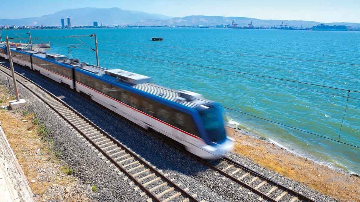 İzmirlilere rahat, güvenli ve hızlı ulaşım hizmeti sunmak için çalışmalarını