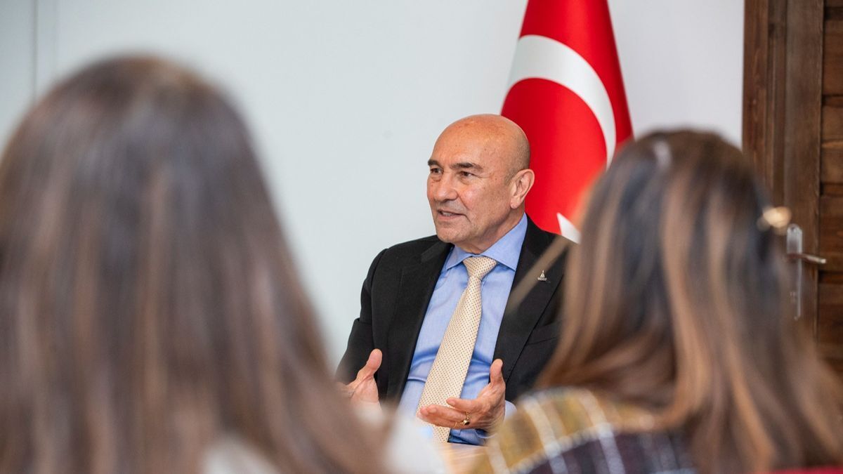 İzmir Büyükşehir Belediye Başkanı Tunç Soyer, Türk Üniversiteli Kadınlar Derneği,