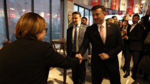Hamza Dağ, beraberinde AK Parti Konya Milletvekili Selman Özboyacı, Cumhur