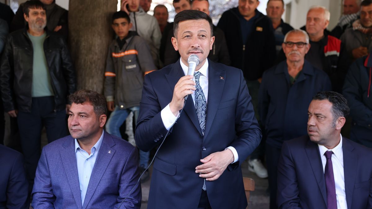 Hamza Dağ’ın seçim çalışmaları kapsamında bugün üçüncü ilçe adresi Foça