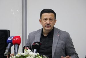 Hamza Dağ, seçim çalışmaları kapsamında Mimarlar ve Mühendisler Grubu ile