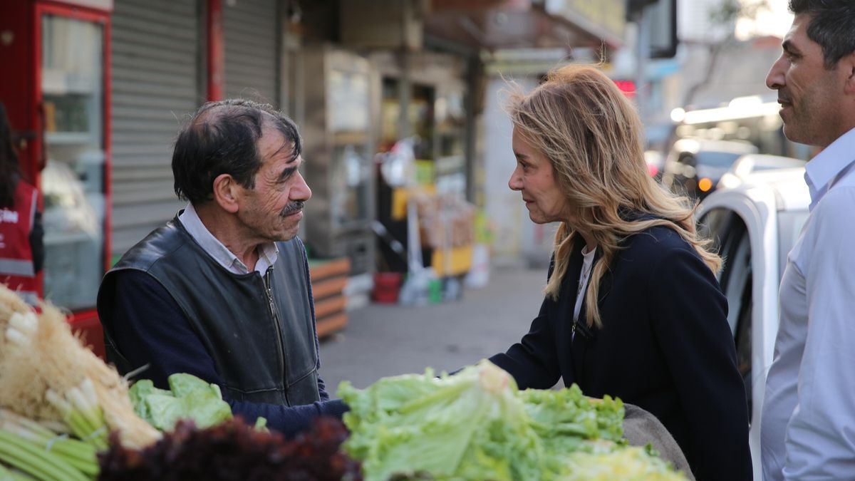 Seçim çalışmalarını ilçenin dört bir noktasında sürdüren Cumhuriyet Halk Partisi