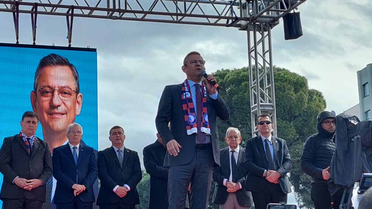 DEMOKRAT GÜNDEM-HABER MERKEZİ-ERDEM ASLAN-Cumhuriyet Halk Partisi (CHP) Genel Başkanı Özgür