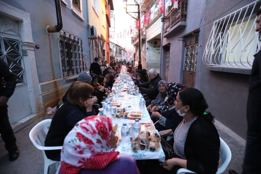 mutlu iftar