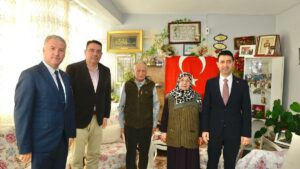 Cumhuriyet Halk Partisi (CHP) Bayraklı Belediye Başkan adayı İrfan Önal,
