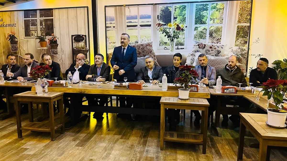 Urla Belediye Başkan adayı Bakırlı muhtarlara projelerini anlattı Cumhur İttifakı Meclis Üyesi Adayları, AK Parti İlçe Başkanı Ömer