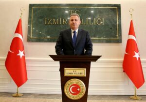 İZMİR Valisi Süleyman Elban, 18 Mart Şehitleri Anma Günü ve