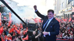 CHP İzmir Büyükşehir Belediye Başkan Adayı Dr. Cemil Tugay, Narlıdere