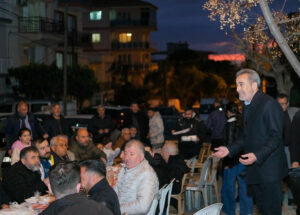 Cumhur İttifakı Bornova Belediye Başkan adayı Cevdet Çayır, saha çalışmalarını