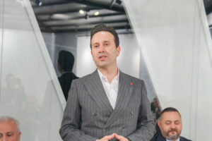 Cumhur İttifakı Karşıyaka Belediye Başkan Adayı İsmail Çiftçioğlu, kentin vitrini