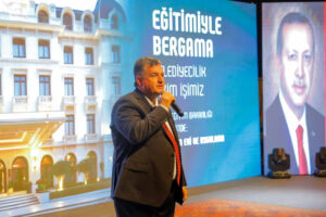 Cumhur İttifakı Bergama Belediye Başkan Adayı Dr. Sadık Doğruer, Bergama