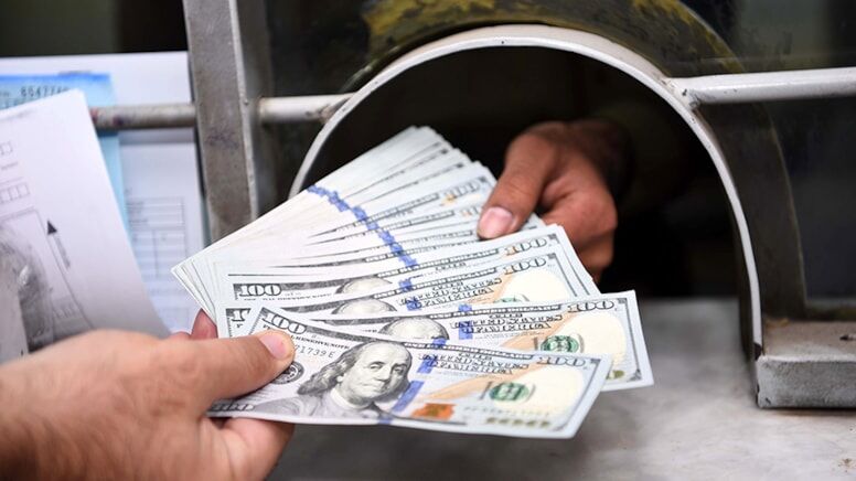 Dolar/TL kurundaki değer kaybı, ay başından bu yana hızlanırken, bugün