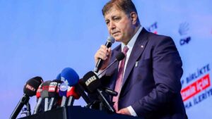 CHP’nin İzmir Büyükşehir Belediye Başkan Adayı Cemil Tugay, Halk TV’de
