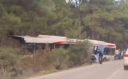İzmir’de Korkunç Kaza! Tır, otobüsü biçti, yolculuk Kabusa Dönüştü! Ölü ve Yaralılar Var