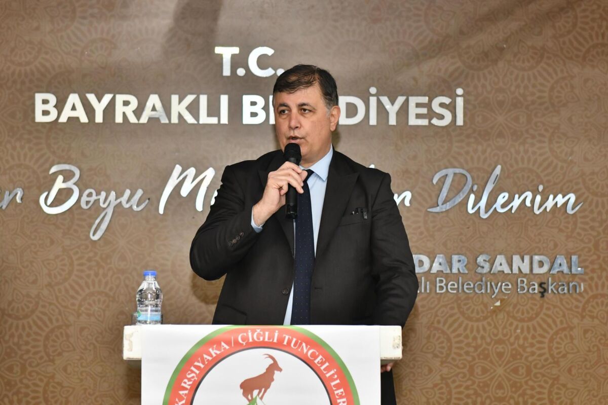 CHP İzmir Büyükşehir Belediye Başkan Adayı Dr. Cemil Tugay, Karşıyaka-Çiğli
