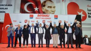 Cumhuriyet Halk Partisi (CHP) Bayraklı İlçe Başkanlığı tarafından örgüt buluşması