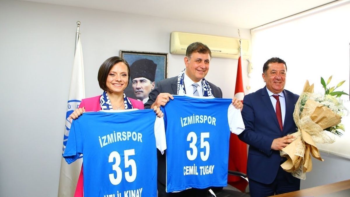CHP Karabağlar Belediye Başkan Adayı Helil Kınay, güne Gülyaka Mahallesi