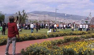 Hafta sonu Türkiye genelinde hava durumu dengeleniyor. Balkanlardan gelen alçak