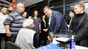 Son dönemde emeklilerin artan taleplerine en güçlü destek, Seferihisar’dan geldi.