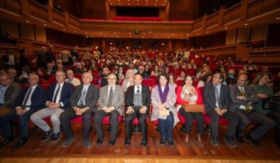 İzmir’de ‘deprem’ konferansı.. Soyer ve Naci Görür’den önemli mesajlar