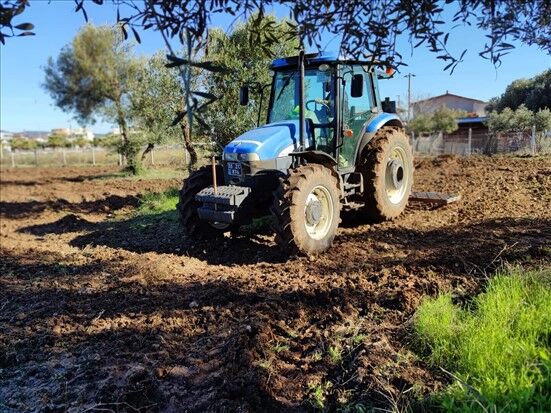 İzmir Büyükşehir kendi arazilerini üreticiler için tarıma açtı: Ürünler ücretsiz dağıtılacak