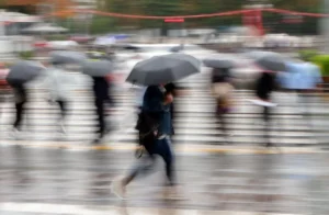 Meteoroloji Genel Müdürlüğü tarafından yapılan son tahminlere göre; yurdun batı