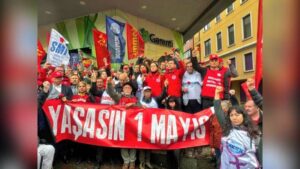 HABER MERKEZİ-1 Mayıs 1977’de yaşamlarını yitirenleri anmak için DİSK, KESK,