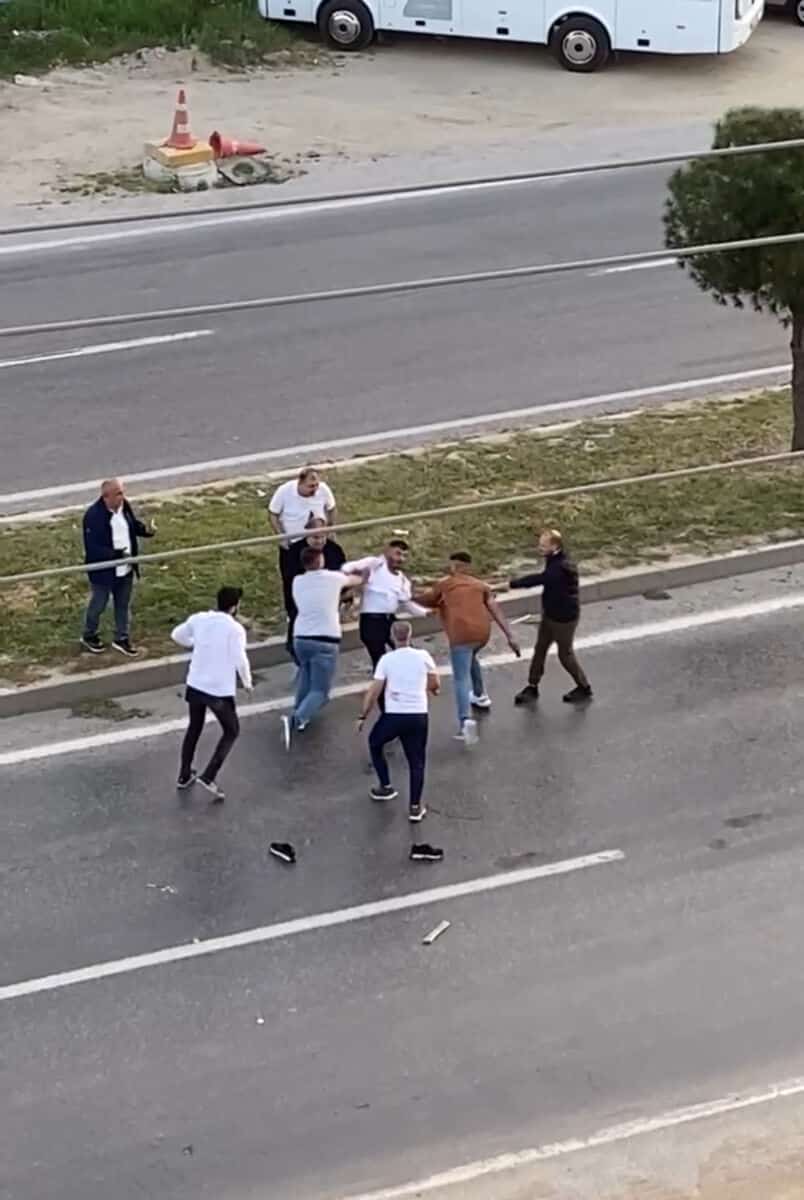 Muğla’nın Milas ilçesinde, ‘kız meselesi’ nedeniyle 2 grup arasında çıkan bıçak