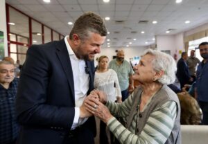 Buca Belediye Başkanı Görkem Duman, Ramazan Bayramı’nın ilk gününü Buca