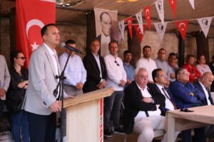 Törene Başkan Eşki ve CHP Bornova İlçe Başkanı Ertürk Çapın’ın