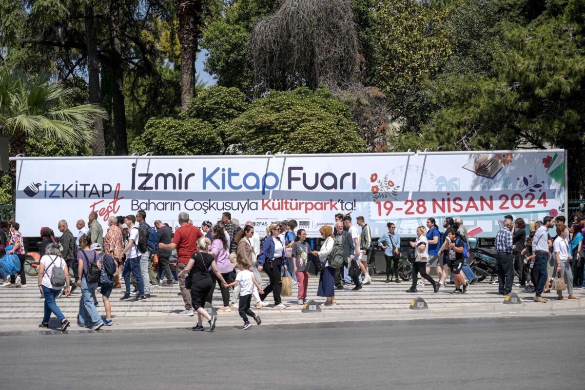 İzmir Büyükşehir Belediyesi ev sahipliğinde, İZFAŞ ve SNS Fuarcılık iş
