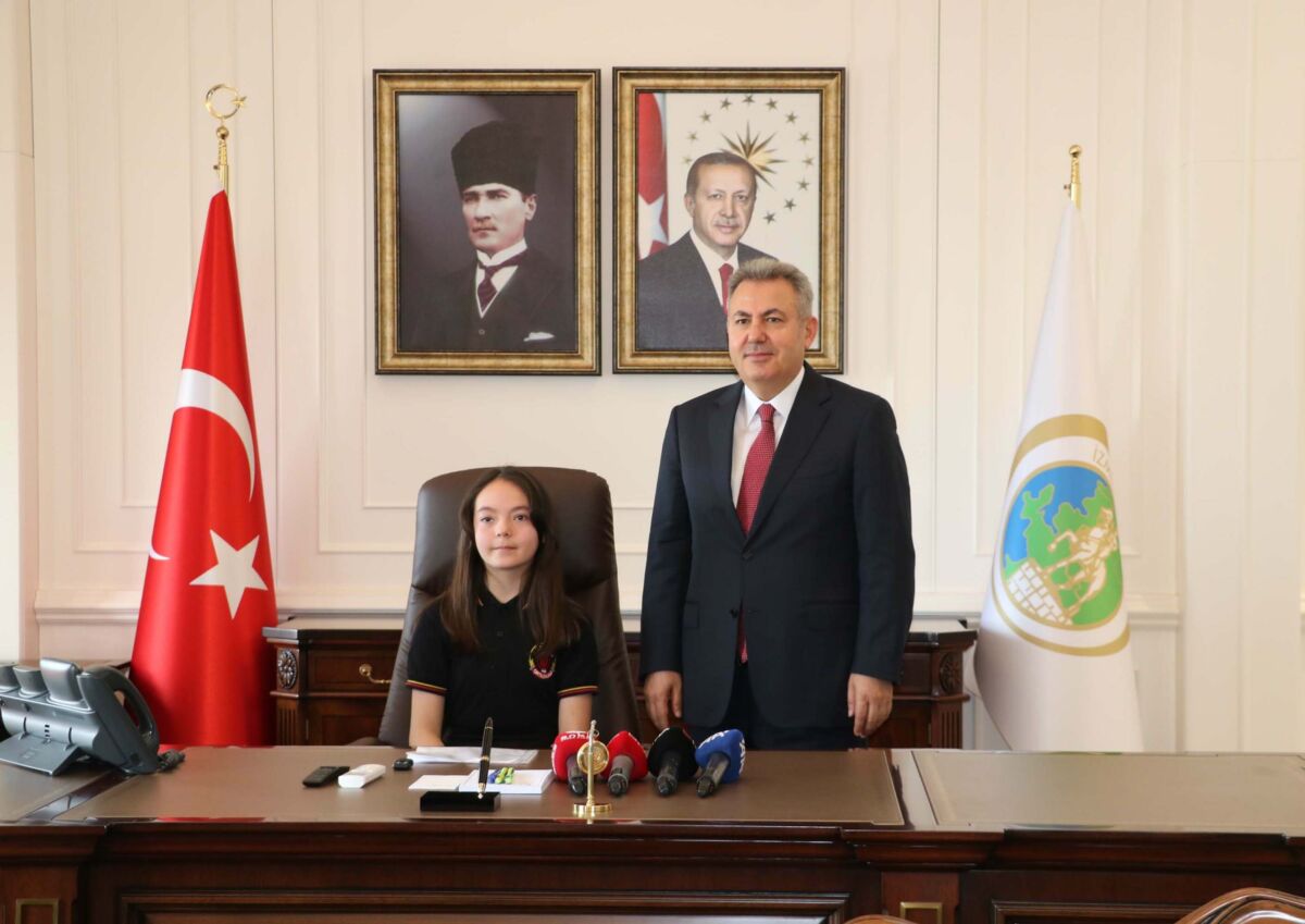 İzmir Valisi Süleyman Elban, 23 Nisan Ulusal Egemenlik ve Çocuk