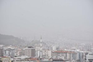 Kuzey Afrika üzerinden gelen toz taşınımı nedeniyle Ege Bölgesi de