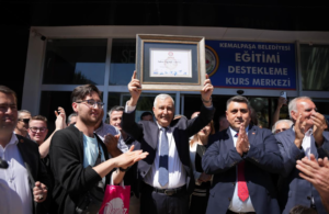 31 Mart Yerel Seçimlerinde başkanlığa seçilen Mehmet Türkmen, görevine başladı.