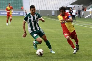 Göztepe, deplasmanda Giresunspor’u 3-0 yenerek Süper Lig’e bir adım daha
