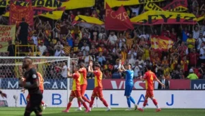 Göztepe, iki yıl önce Süper Lig’e veda ettiği ligde, evinde