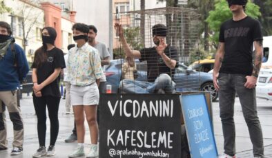 İzmir’de Şila, Toros ve tüm sokak hayvanları için ‘Vicdanını Kafesleme’ eylemi