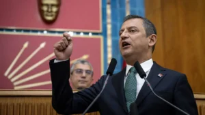CHP Genel Başkanı Özgür Özel, Yerel Yönetimler Çalıştayı’nda konuştu. AK